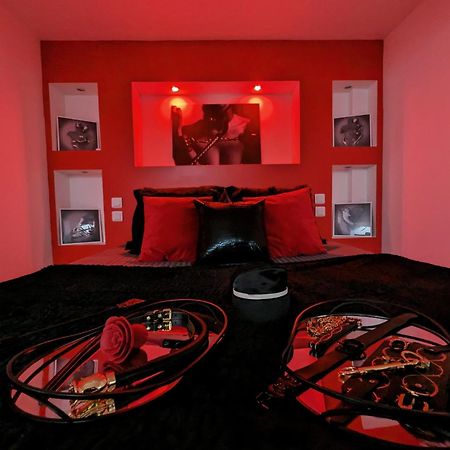 Dark Room Perpignan Aux 50 Nuances Jacuzzi Prive Villeneuve-de-la-Raho Kültér fotó