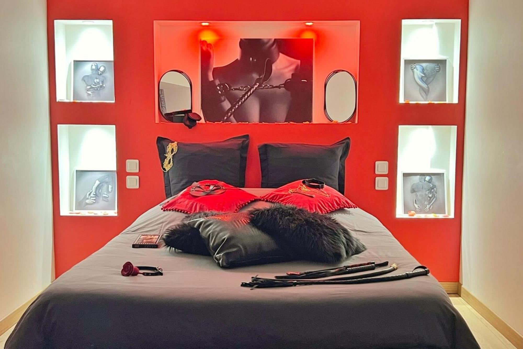 Dark Room Perpignan Aux 50 Nuances Jacuzzi Prive Villeneuve-de-la-Raho Kültér fotó
